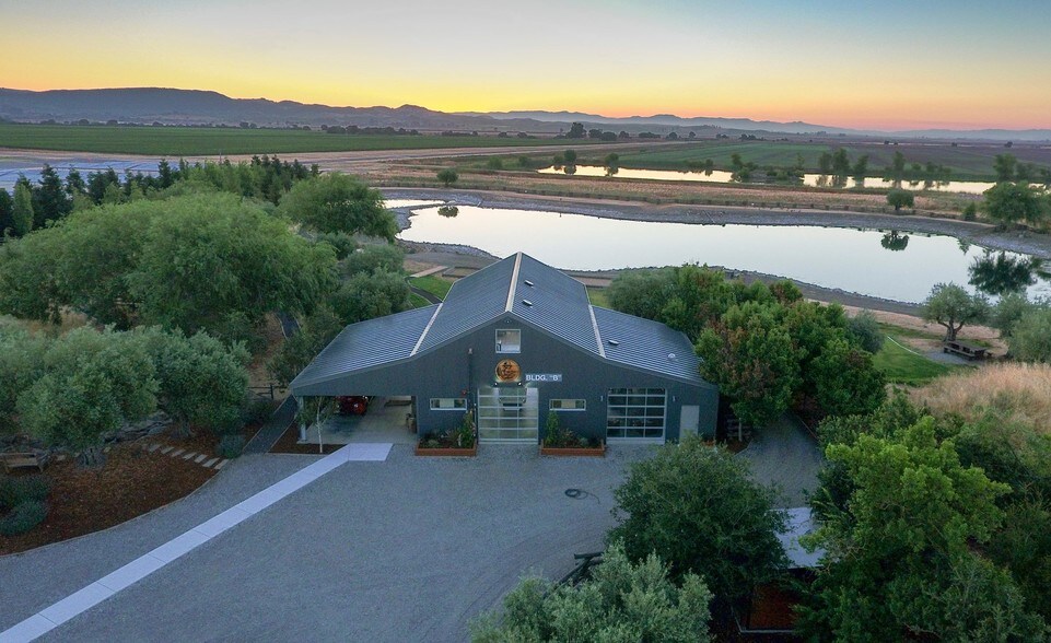Sonoma's Best Hospitality Group portefeuille de 8 biens à vendre sur LoopNet.fr - Photo principale – Image 2 sur 7