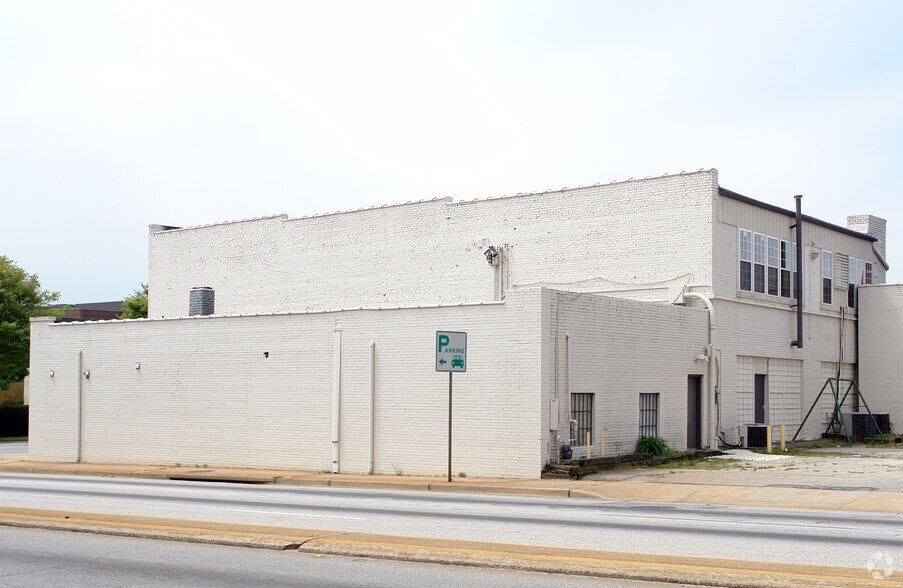 302 W Washington St, Greenville, SC à vendre - Photo de l’immeuble – Image 2 sur 3
