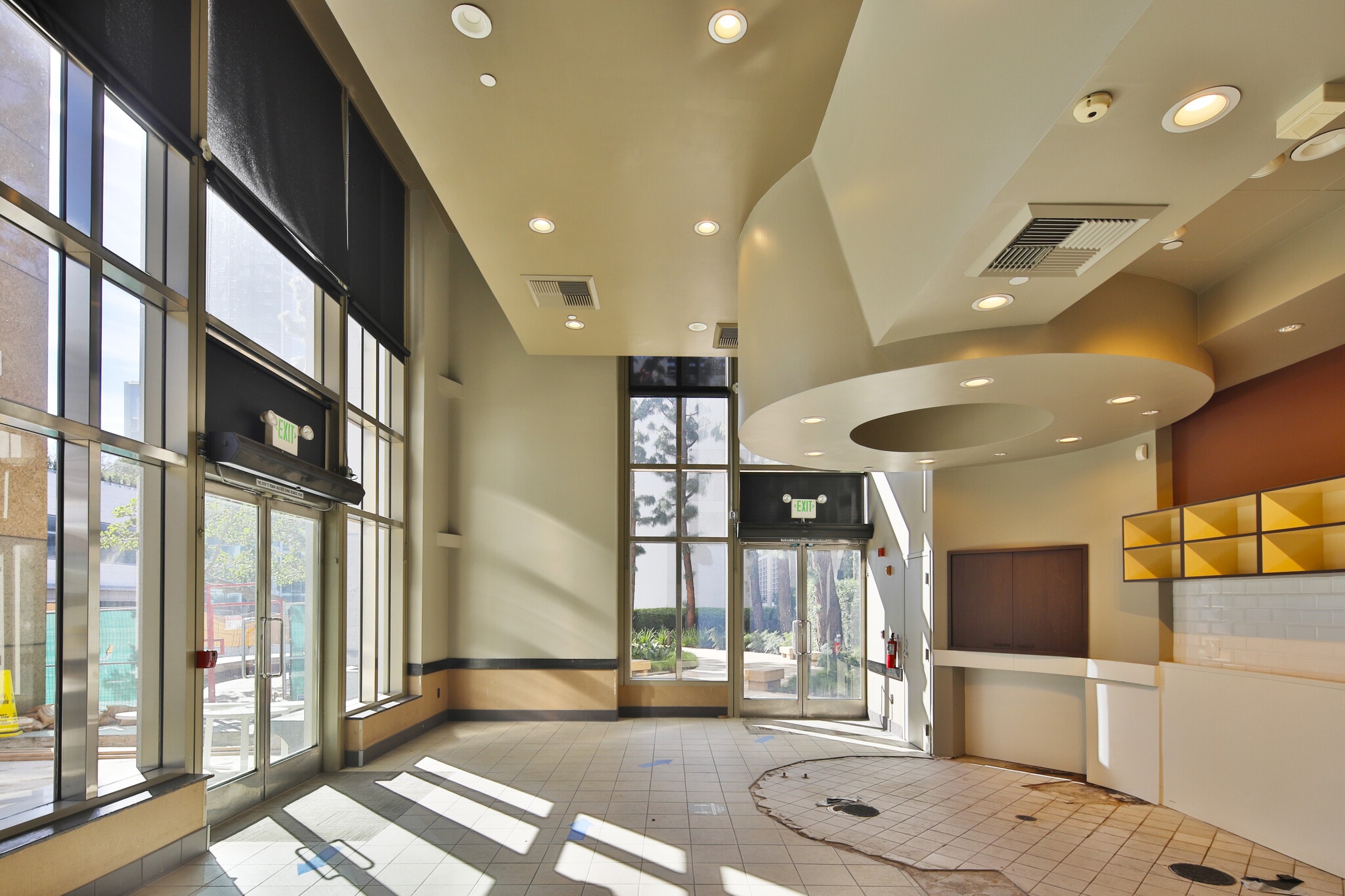 1999 Avenue of the Stars, Los Angeles, CA à louer Photo intérieure– Image 1 sur 6