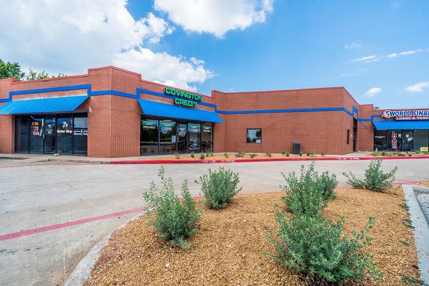 405 N McDonald St, McKinney, TX à louer - Photo de l’immeuble – Image 2 sur 9