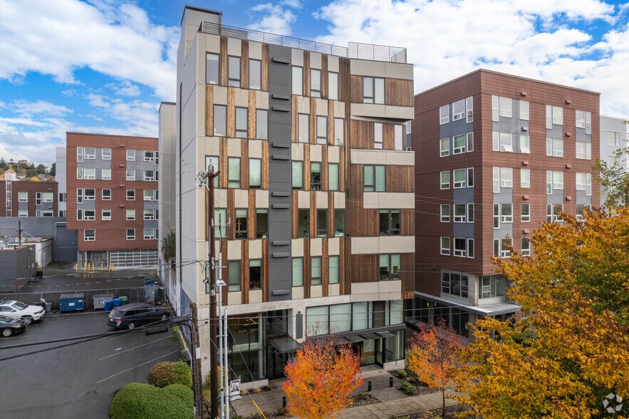 3046 17th Ave W, Seattle, WA à louer - Photo principale – Image 3 sur 45