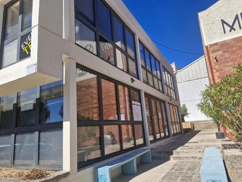 77 Rue Emmanuel Vitria, Gardanne à louer - Photo de l’immeuble – Image 2 sur 7