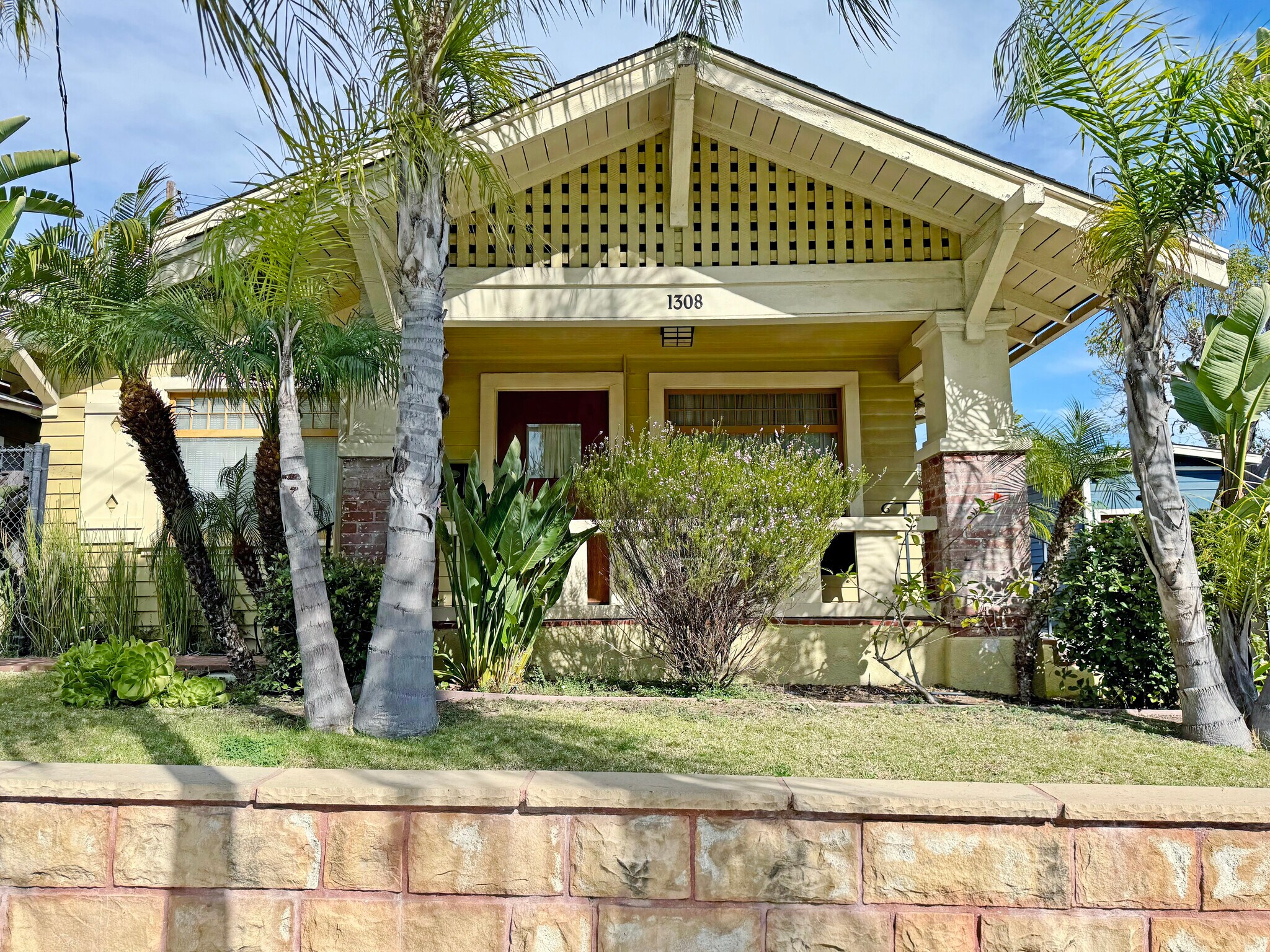 1308 De la Vina St, Santa Barbara, CA à vendre Photo principale– Image 1 sur 2