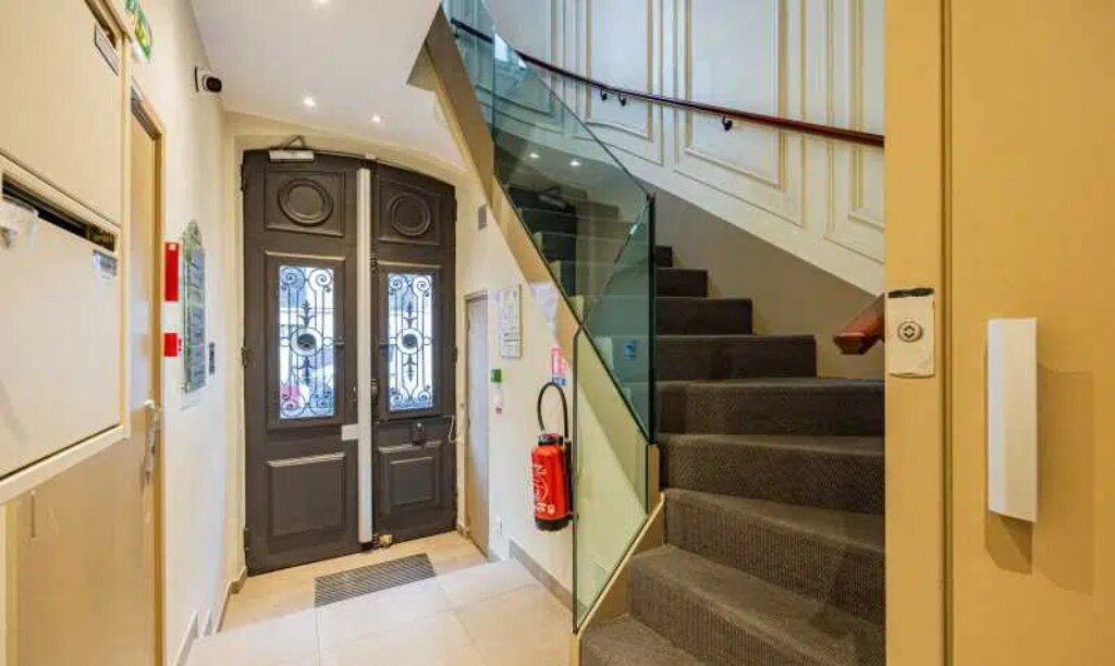 40 Rue De Châteaudun, Paris à louer Photo intérieure– Image 1 sur 21
