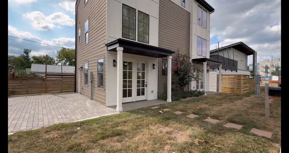 1509 55th Ave N, Nashville, TN à vendre - Vidéo sur l’annonce professionnelle – Image 2 sur 2