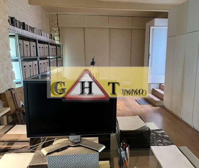 Bureau dans Vincennes à vendre - Photo de l’immeuble – Image 2 sur 4