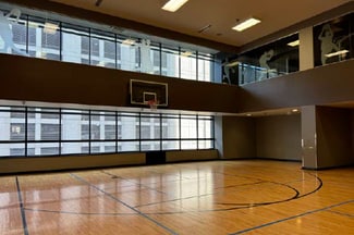 Plus de détails pour 731 N Water St, Milwaukee, WI - Local commercial à louer