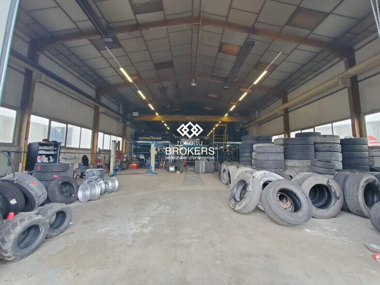 Industriel/Logistique dans Charvonnex à louer - Photo intérieure – Image 1 sur 4