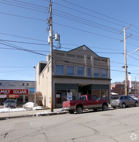 107 N Jefferson St, Kittanning, PA à vendre - Photo de l’immeuble – Image 2 sur 2