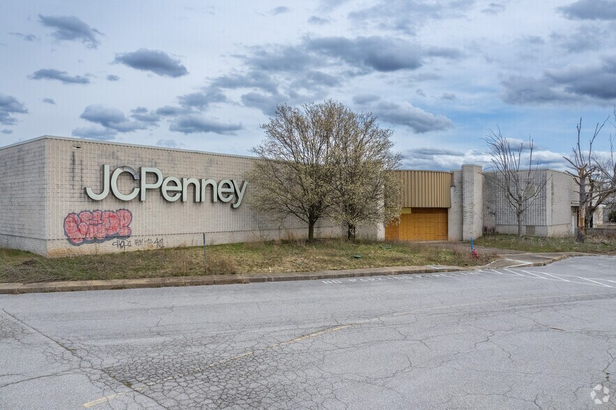 3055 Black Gap Rd, Chambersburg, PA à louer - Photo principale – Image 1 sur 5