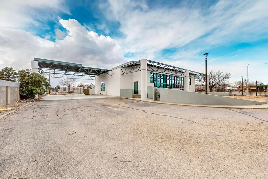 6410 Gibson Blvd SE, Albuquerque, NM à vendre - Photo de l’immeuble – Image 3 sur 44