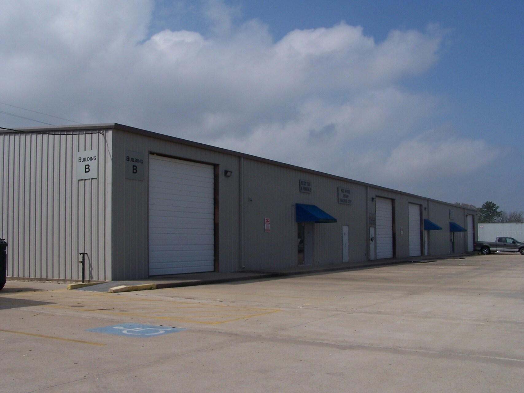 12112 Almeda Rd, Houston, TX à louer Photo principale– Image 1 sur 4