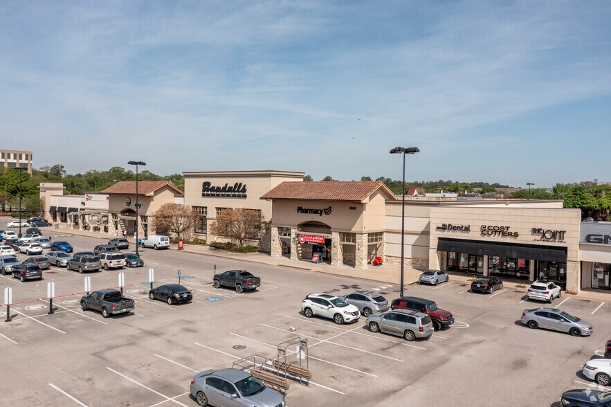 9600-9660 Westheimer Rd, Houston, TX à louer - Photo de l’immeuble – Image 2 sur 8