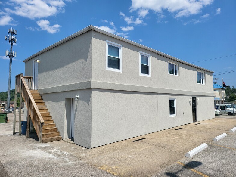 5308 Big Tyler Rd, Cross Lanes, WV à louer - Photo de l’immeuble – Image 2 sur 9