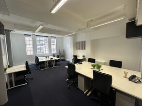 154-156 Blackfriars Rd, Londres à louer Photo intérieure– Image 1 sur 1