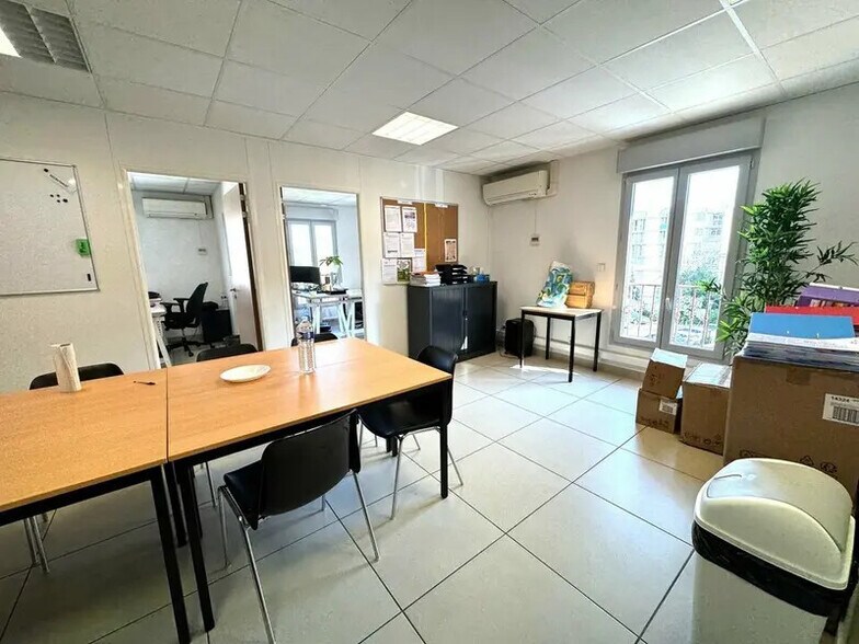 Bureau dans Grasse à louer - Photo intérieure – Image 2 sur 5