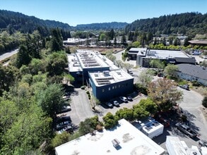 5900 Butler Ln, Scotts Valley, CA à louer Photo intérieure– Image 1 sur 16
