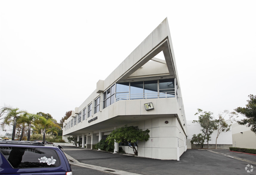 4755 Oceanside Blvd, Oceanside, CA à louer - Photo de l’immeuble – Image 1 sur 2