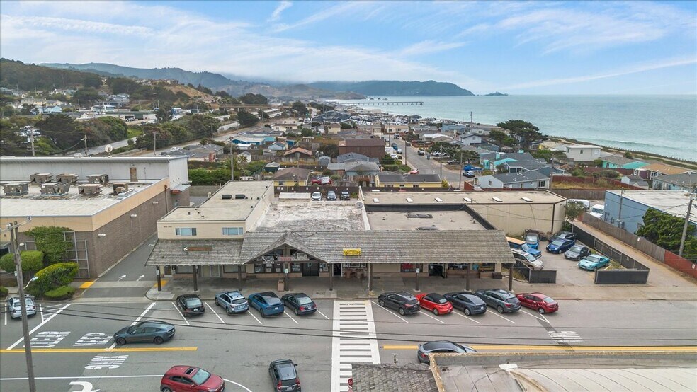 70 - 74 Manor Drive w, Pacifica, CA à vendre - Photo de l’immeuble – Image 2 sur 21