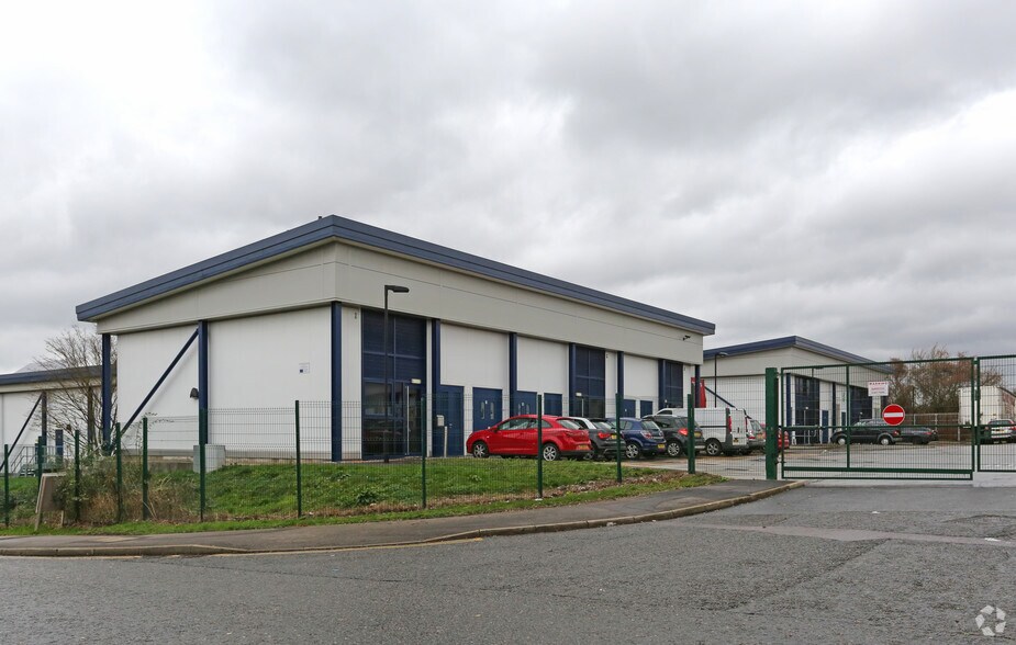 Gala Way, Nottingham à louer - Photo principale – Image 1 sur 3