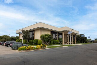 Plus de détails pour 3356 W Ball Rd, Anaheim, CA - Bureau à vendre
