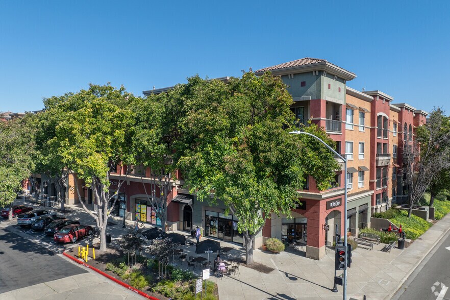 4800 Tassajara Rd, Dublin, CA à louer - Photo de l’immeuble – Image 2 sur 40