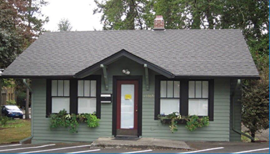 15969 SW Reese Rd, Lake Oswego, OR à vendre - Photo principale – Image 2 sur 13