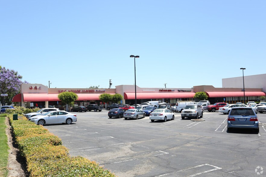 13092 Harbor Blvd, Garden Grove, CA à louer - Photo de l’immeuble – Image 2 sur 4