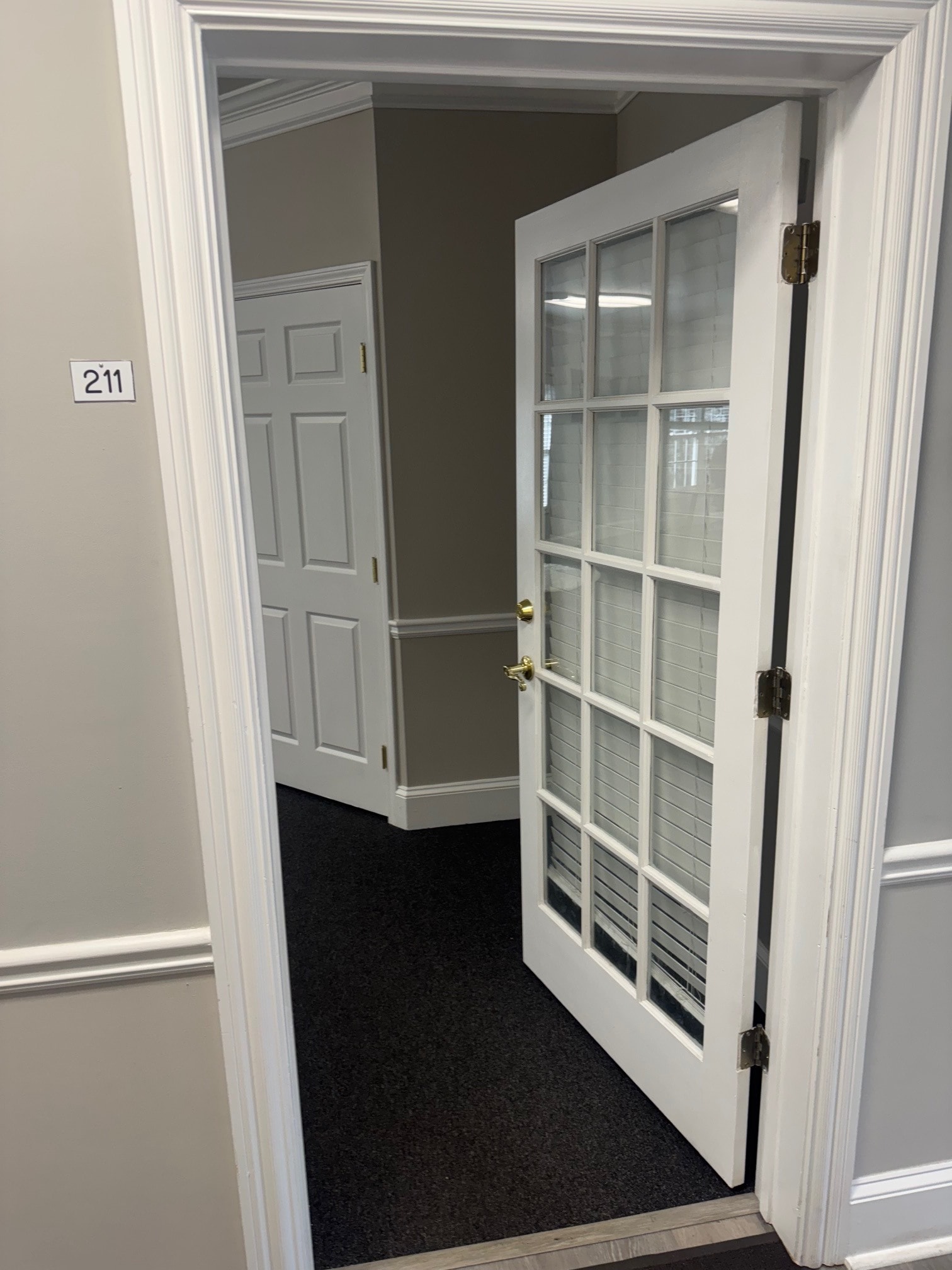 1290 Kennestone Cir, Marietta, GA à louer Photo intérieure– Image 1 sur 13