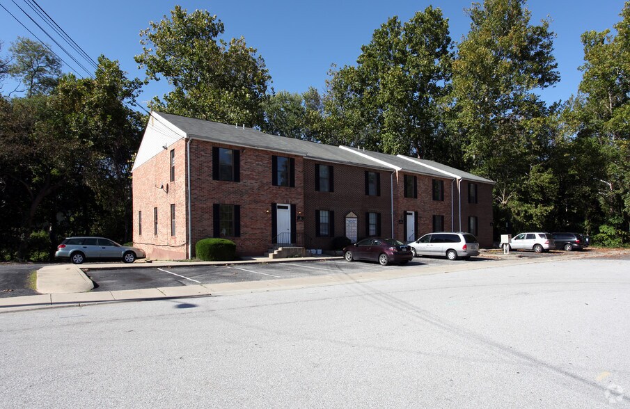 13 C St, Laurel, MD à louer - Photo de l’immeuble – Image 3 sur 3