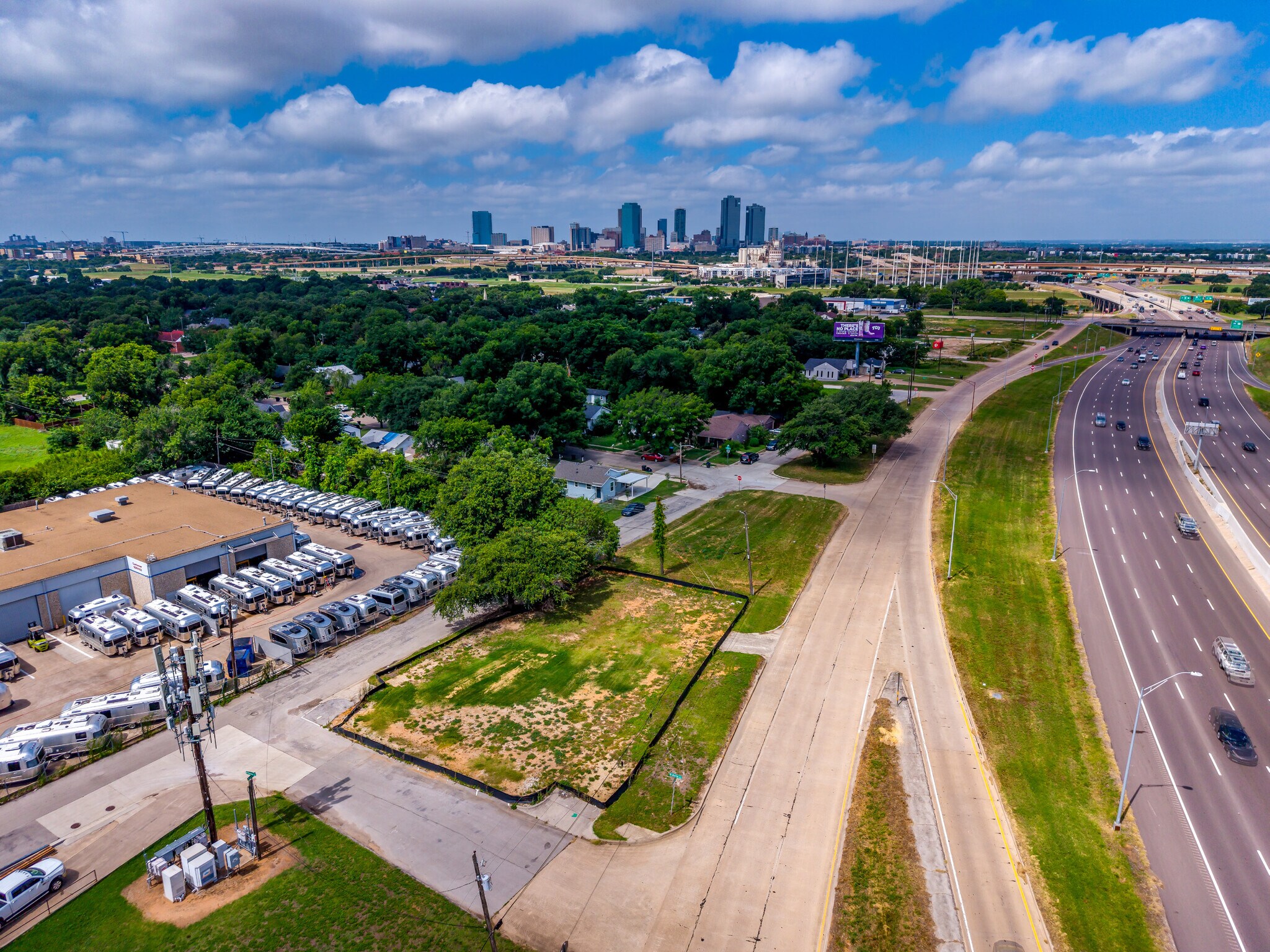 2980 Airport Fwy, Fort Worth, TX à vendre Photo principale– Image 1 sur 5