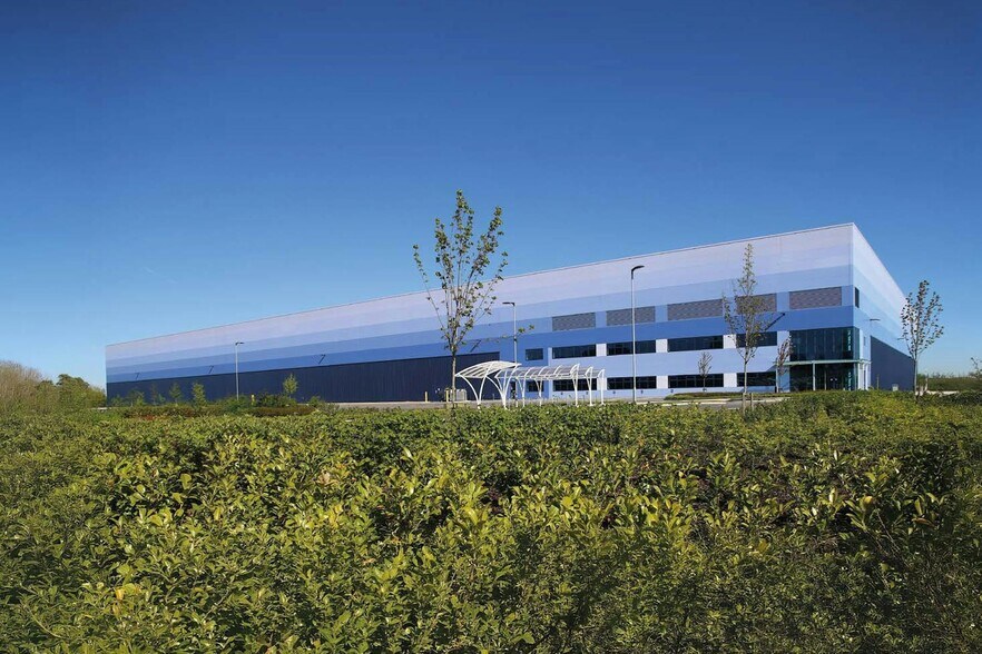 Atkinson Way, Milton Keynes à louer - Photo de l’immeuble – Image 1 sur 4