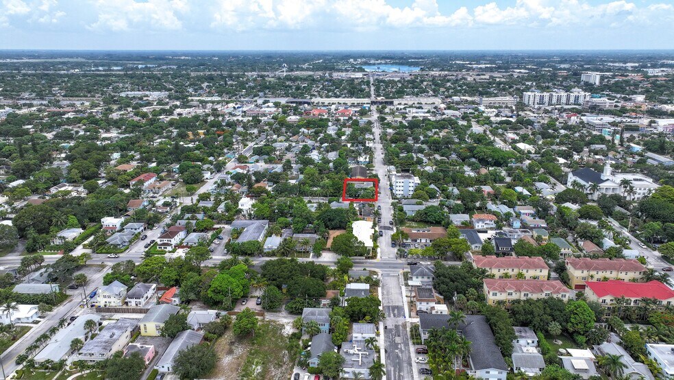 Downtown Lake Worth Beach Portfolio portefeuille de 4 biens à vendre sur LoopNet.fr - Photo de l’immeuble – Image 3 sur 40