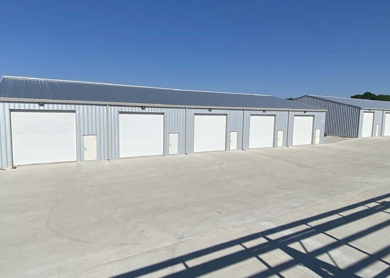 5892 CR 471 portefeuille de 8 biens à vendre sur LoopNet.fr - Photo principale – Image 2 sur 14