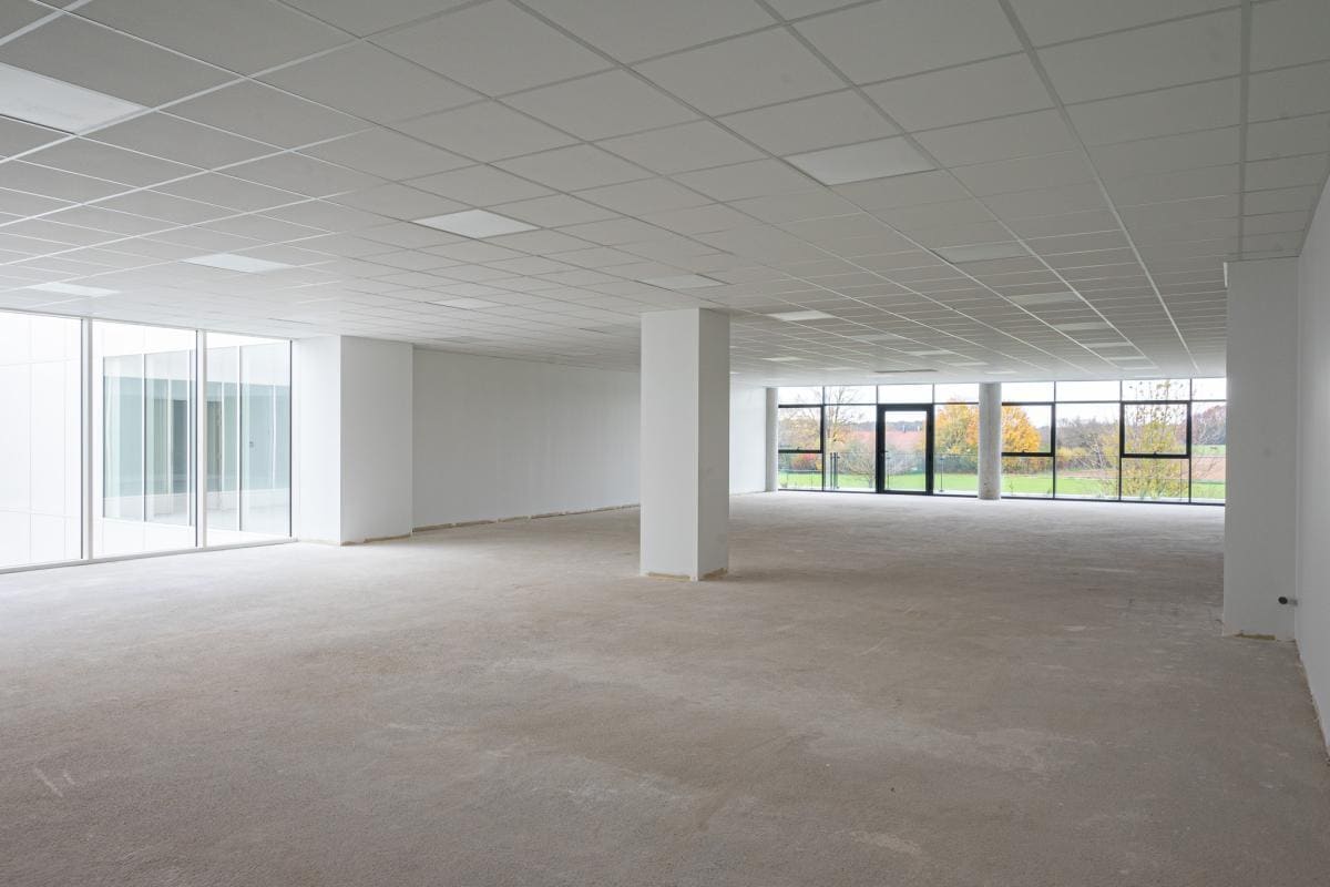 Bureau dans Bourg-en-Bresse à louer Photo de l’immeuble– Image 1 sur 18
