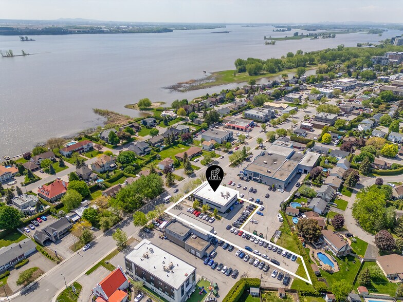 557 Rue Notre-Dame, Repentigny, QC à vendre - Aérien – Image 3 sur 10