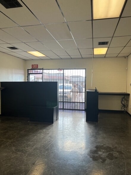 3104-3130 N Las Vegas Blvd, Las Vegas, NV à louer - Photo intérieure – Image 3 sur 11