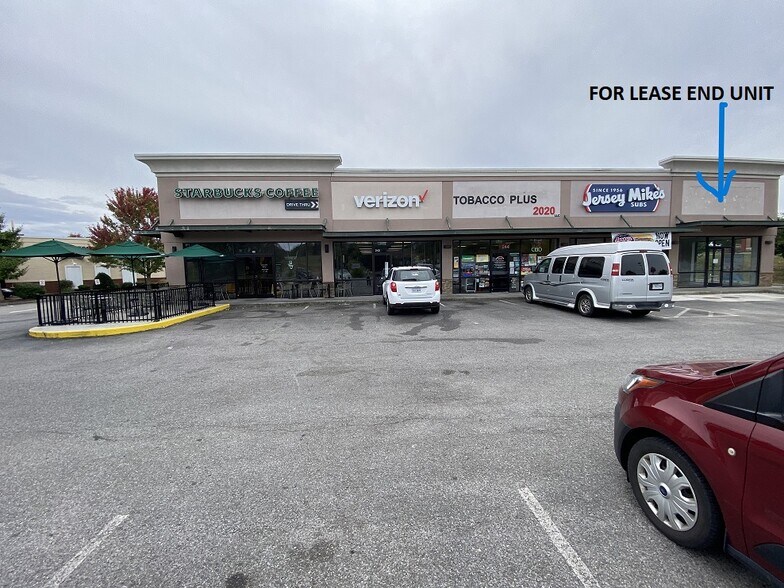 198 Commonwealth Dr, Wytheville, VA à louer - Photo de l’immeuble – Image 1 sur 5