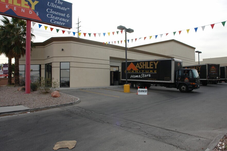 280 S Martin Luther King Blvd, Las Vegas, NV à vendre - Photo principale – Image 1 sur 6