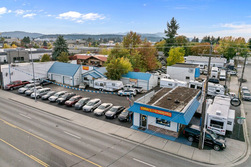 2929 N Government Way, Coeur d'Alene, ID à vendre - Photo de l’immeuble – Image 3 sur 60