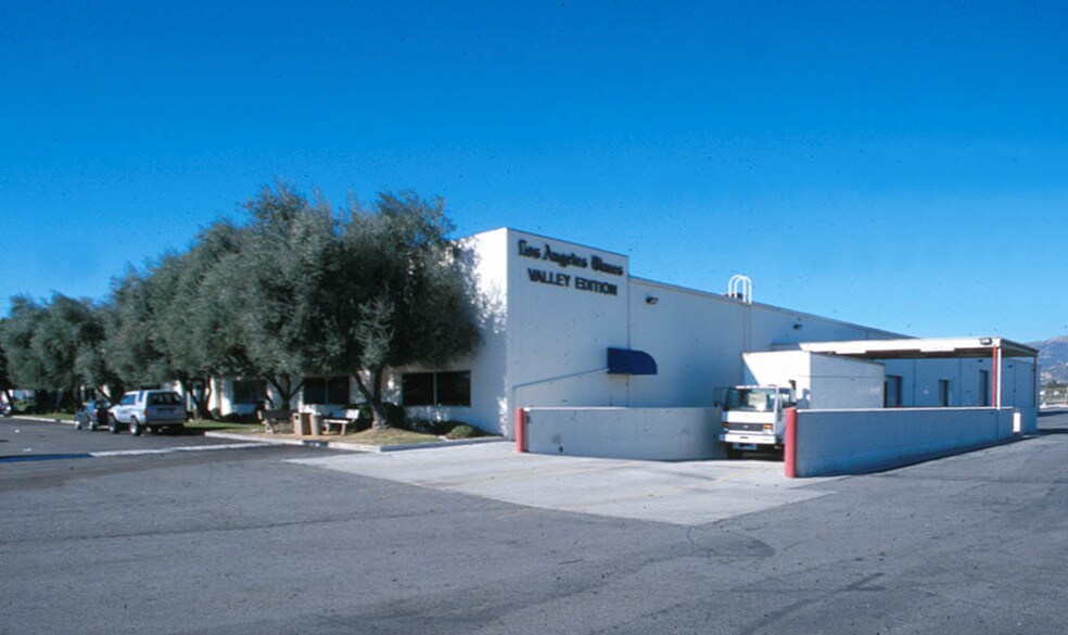 8966 Comanche Ave, Chatsworth, CA à louer - Photo de l’immeuble – Image 2 sur 4