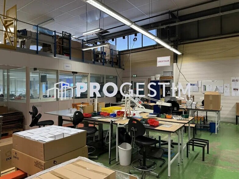 Local d’activités dans Quetigny à louer - Photo intérieure – Image 2 sur 11