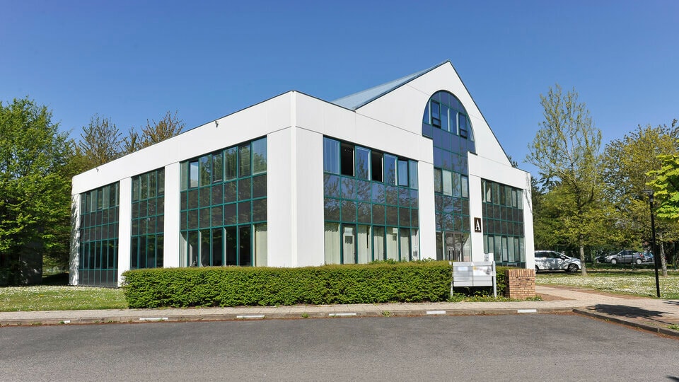 1 Rue De Terre Neuve, Les Ulis à vendre - Photo de l’immeuble – Image 1 sur 11