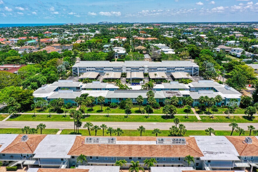 601-687 12th Ave S, Naples, FL à vendre - Photo de l’immeuble – Image 2 sur 14