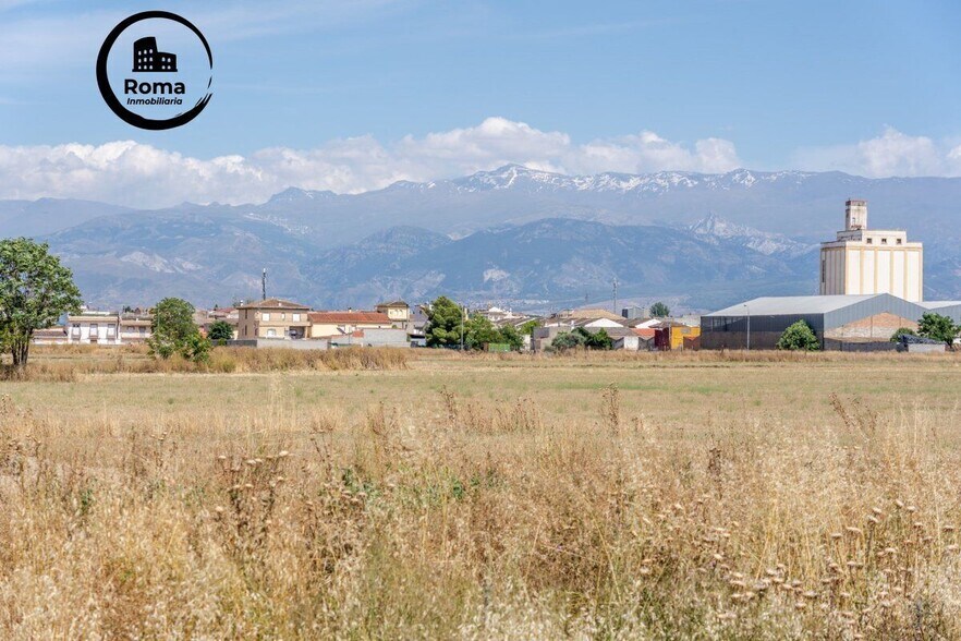 Terrain dans Santa Fe, Granada à vendre - Photo de l’immeuble – Image 1 sur 26