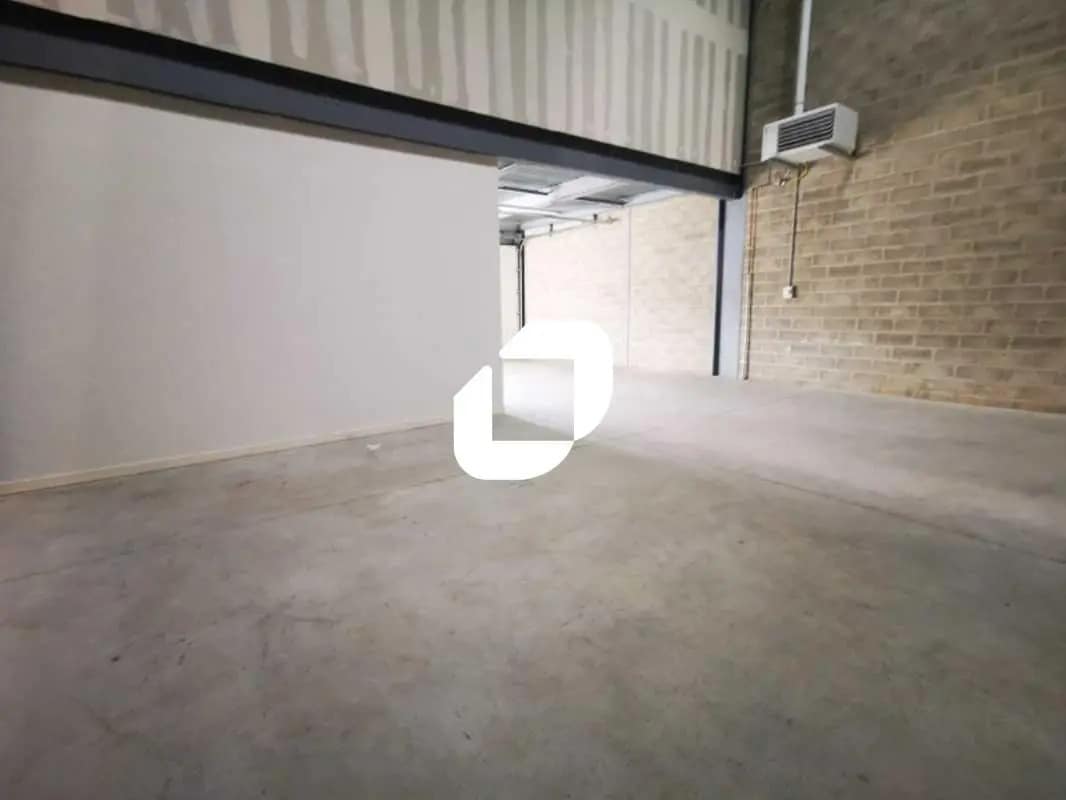 Local d’activités dans Bussy-Saint-Martin à louer Photo intérieure– Image 1 sur 6