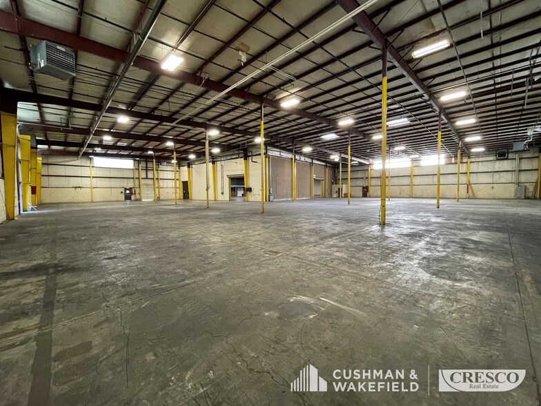 4670 Allen Rd, Stow, OH à louer - Photo de l’immeuble – Image 2 sur 8