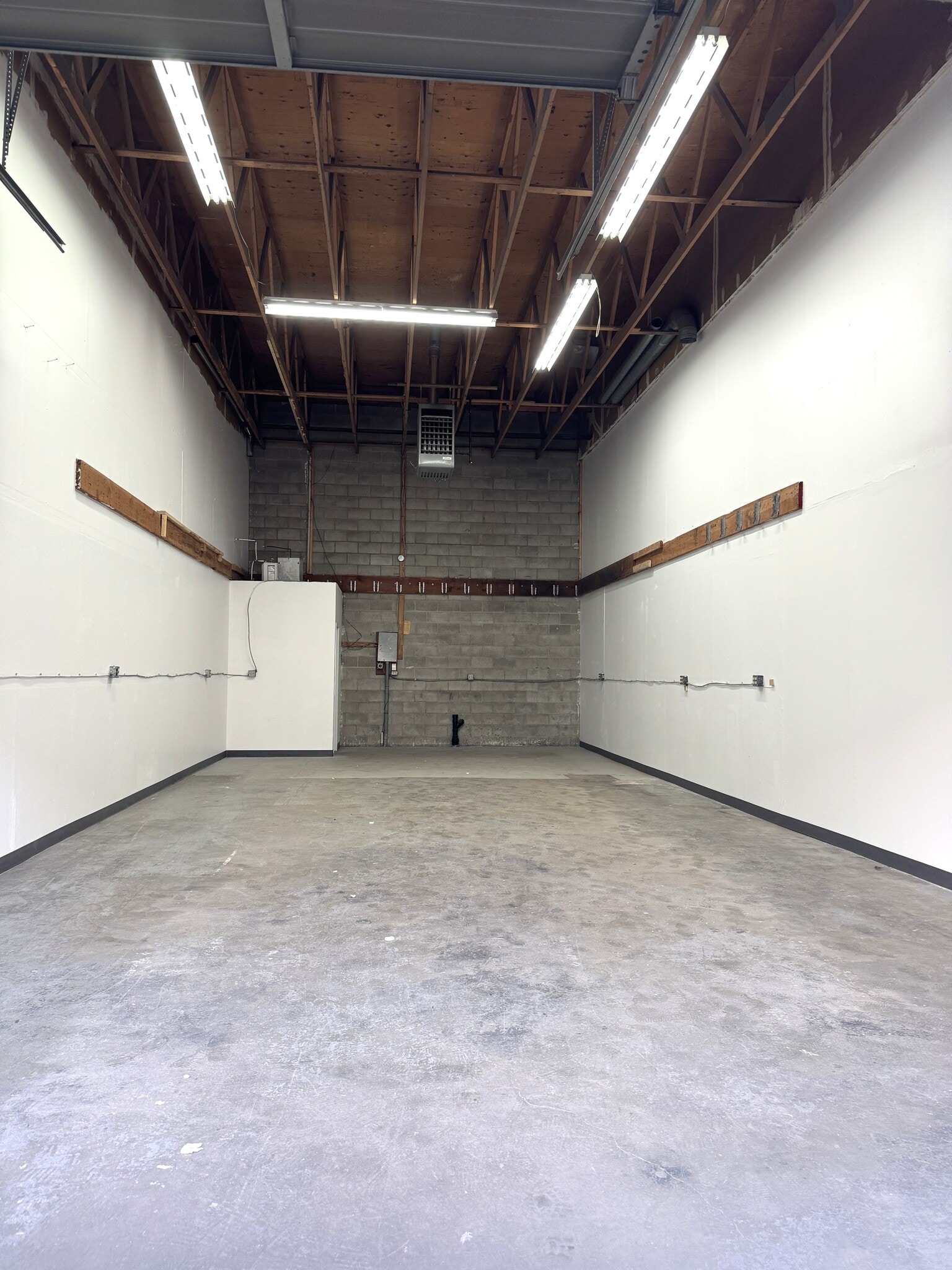 19640 Landmark Way, Langley, BC à louer Photo intérieure– Image 1 sur 3