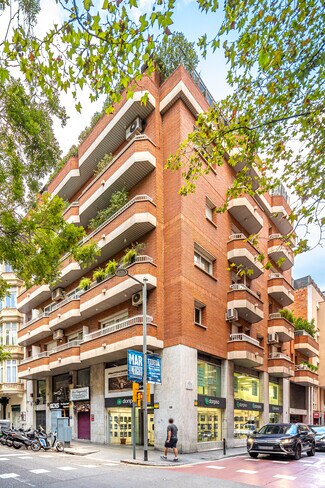 Plus de détails pour Carrer D'hurtado, 36, Barcelone - Logement à vendre