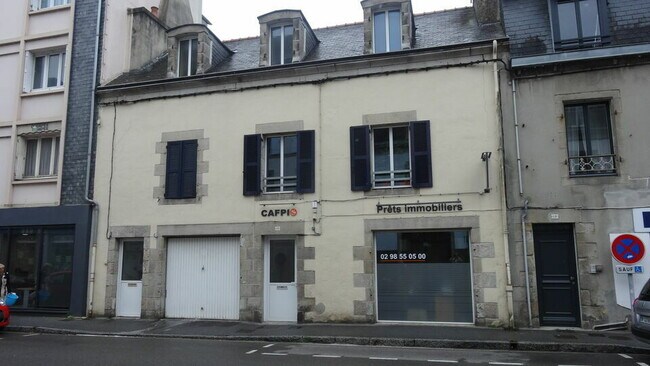 Plus de détails pour Local commercial à louer